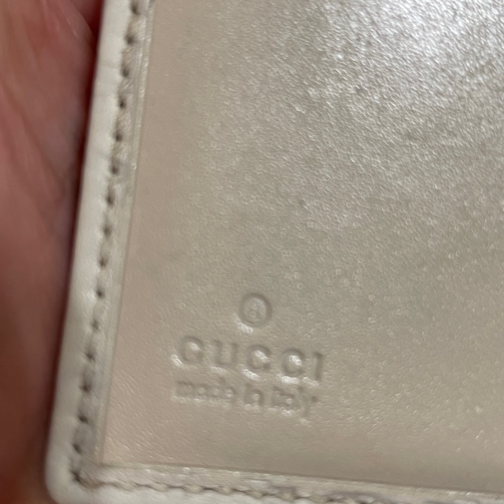 Gucci Embossed Leather Compact Wallet - Picture 12 of 15
